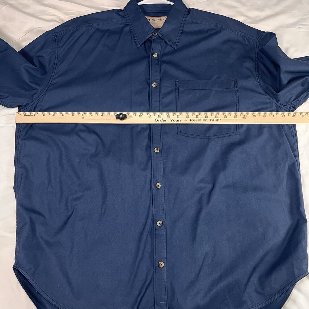 We The Free Shirt Men’s Size M Blue Button Down Long Sleeve 100% Cotton Preppy - Picture 8 of 12